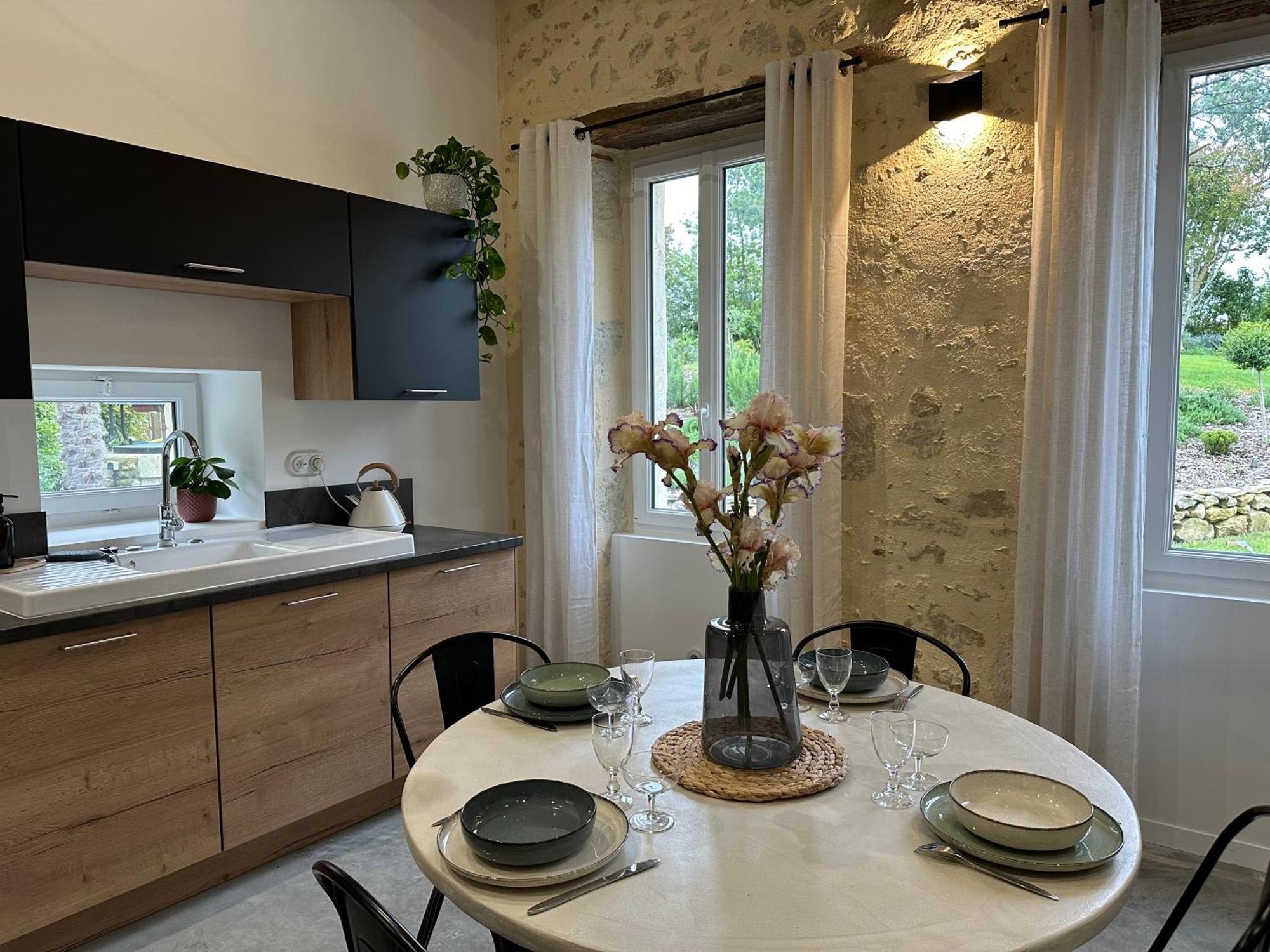 Maison De Vacances Gondrin Extérieur photo