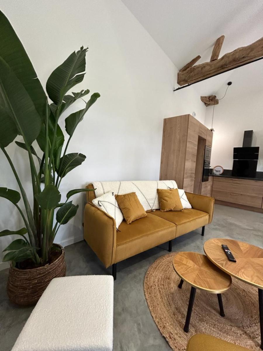 Maison De Vacances Gondrin Extérieur photo