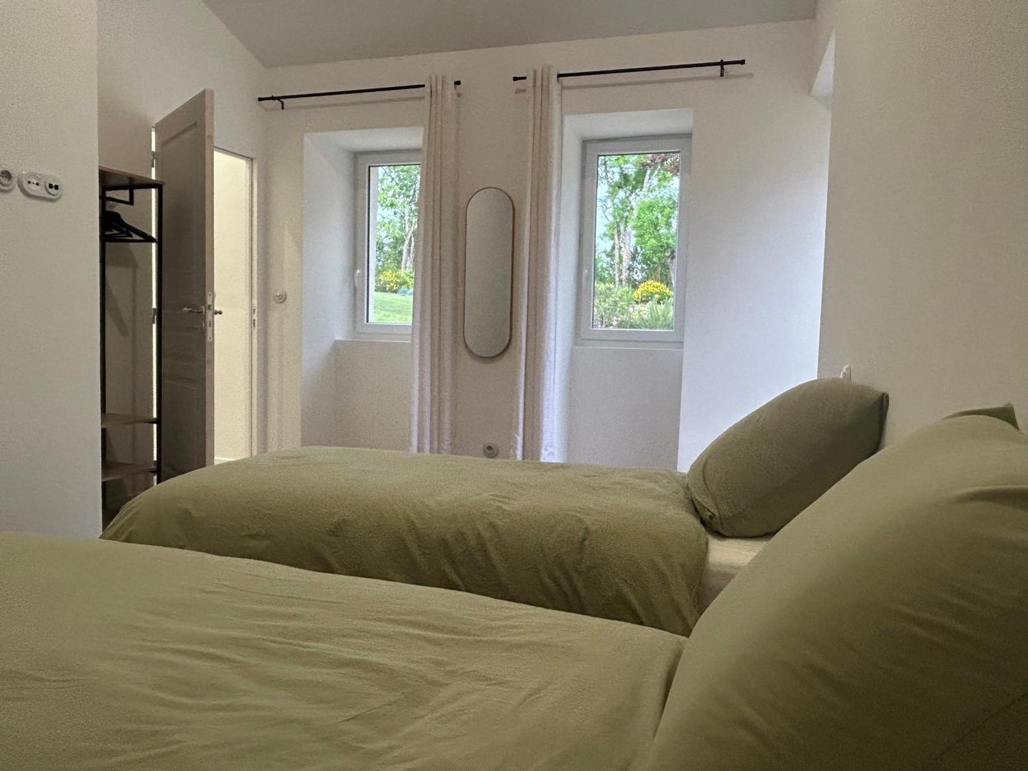 Maison De Vacances Gondrin Chambre photo